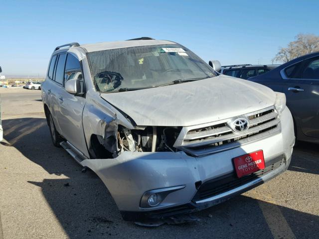 5TDZA3EH1CS021218 - 2012 TOYOTA HIGHLANDER SILVER photo 1