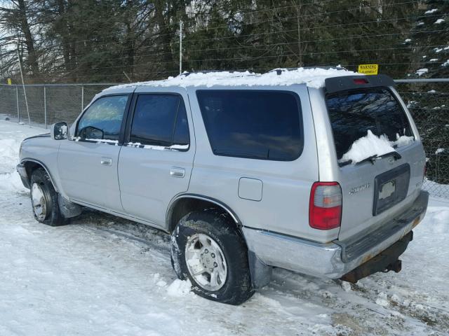 JT3HN86R5Y0317958 - 2000 TOYOTA 4RUNNER SR SILVER photo 3