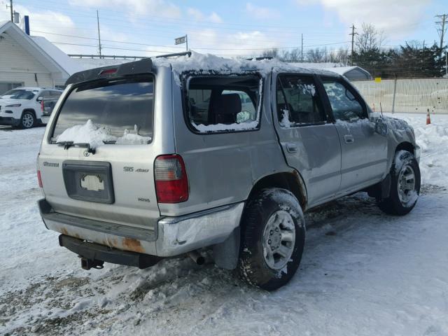 JT3HN86R5Y0317958 - 2000 TOYOTA 4RUNNER SR SILVER photo 4