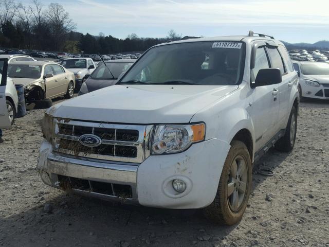 1FMCU94188KD08652 - 2008 FORD ESCAPE LIM WHITE photo 2