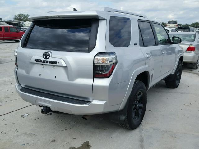 JTEBU5JR8F5252951 - 2015 TOYOTA 4RUNNER SR SILVER photo 4