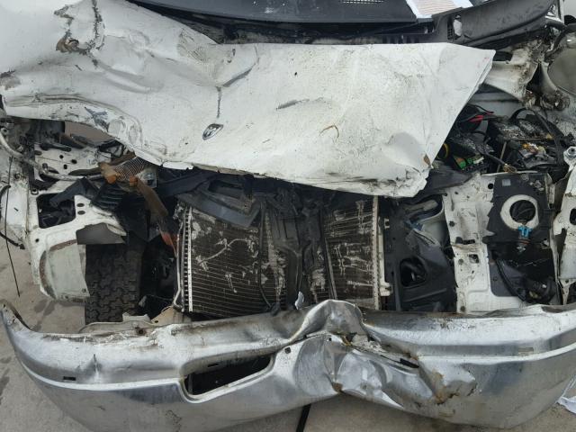 2B7HB11XX2K139343 - 2002 DODGE RAM VAN B1 WHITE photo 7