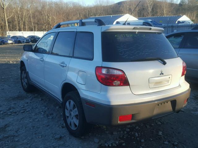 JA4LZ31F25U039125 - 2005 MITSUBISHI OUTLANDER WHITE photo 3