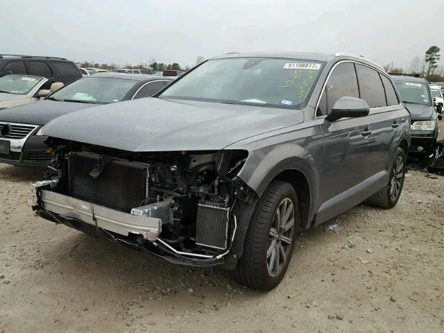 WA1VAAF72HD001095 - 2017 AUDI Q7 PRESTIG GRAY photo 2