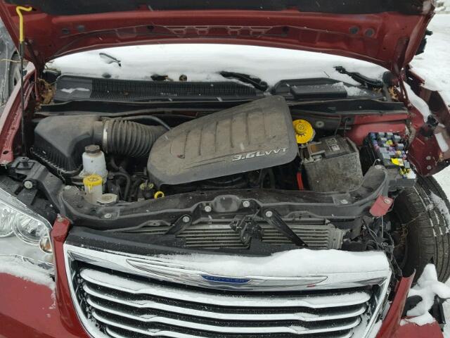 2C4RC1BG3FR620452 - 2015 CHRYSLER TOWN & COU MAROON photo 7