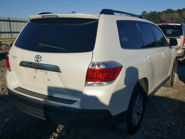 5TDZK3EH2DS108026 - 2013 TOYOTA HIGHLANDER WHITE photo 4