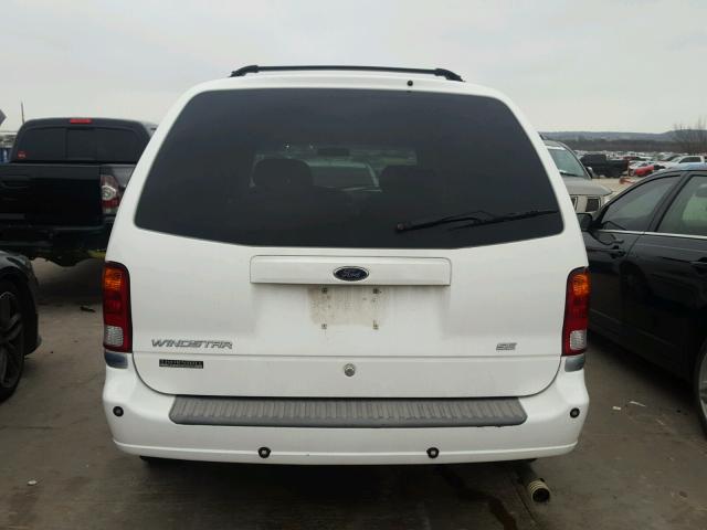 2FMDA5245YBB32947 - 2000 FORD WINDSTAR S WHITE photo 9