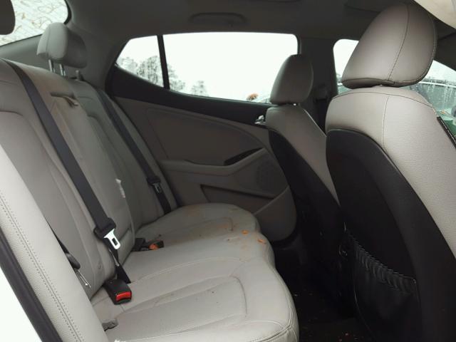 KNAGN4A72B5114328 - 2011 KIA OPTIMA EX WHITE photo 6