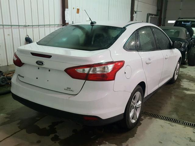 1FADP3F2XDL170075 - 2013 FORD FOCUS SE WHITE photo 4
