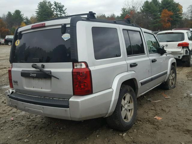 1J8HG48N16C313967 - 2006 JEEP COMMANDER SILVER photo 4