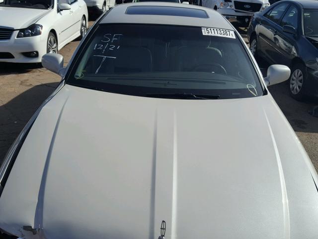 1LNHM83W84Y680819 - 2004 LINCOLN TOWN CAR U GRAY photo 7