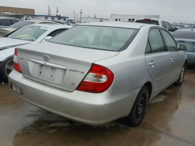 4T1BF32K92U541269 - 2002 TOYOTA CAMRY LE GRAY photo 4