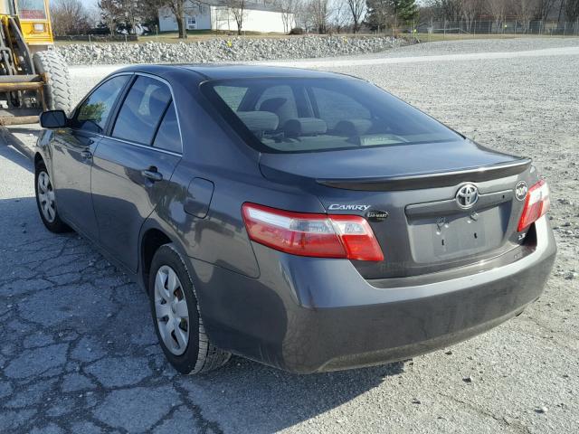 4T4BE46KX9R087648 - 2009 TOYOTA CAMRY BASE GRAY photo 3