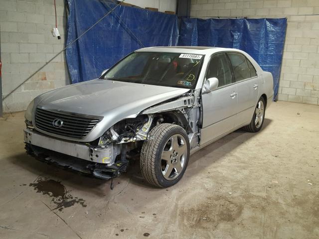 JTHBN36F255021304 - 2005 LEXUS LS 430 SILVER photo 2