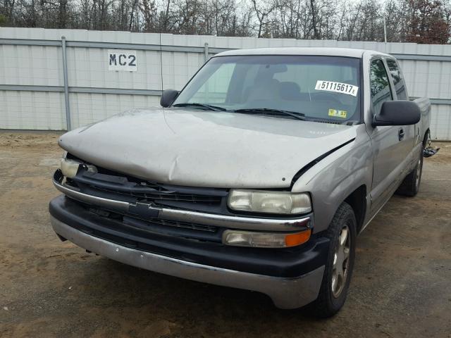 2GCEC19V7Y1268111 - 2000 CHEVROLET SILVERADO TAN photo 2