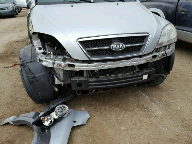 KNDJC733765525272 - 2006 KIA SORENTO EX GRAY photo 9