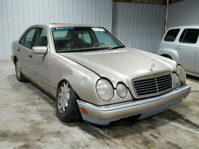 WDBJF65F7WA597927 - 1998 MERCEDES-BENZ E 320 BEIGE photo 1