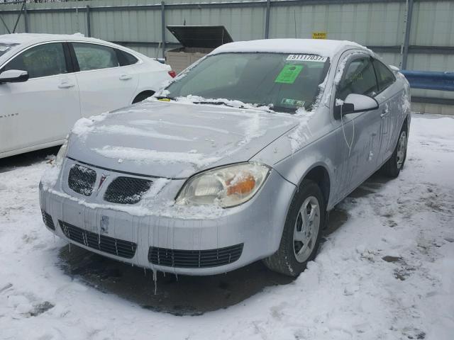 1G2AL15F177211101 - 2007 PONTIAC G5 SILVER photo 2