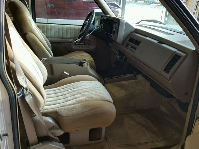 1GNFK16K1PJ341681 - 1993 CHEVROLET SUBURBAN K TAN photo 5