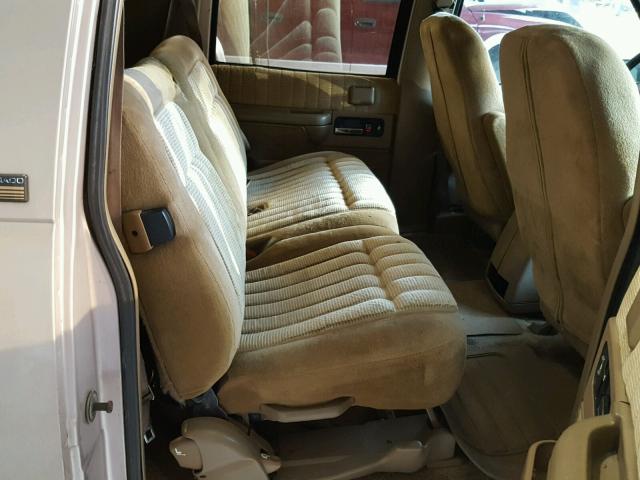 1GNFK16K1PJ341681 - 1993 CHEVROLET SUBURBAN K TAN photo 6