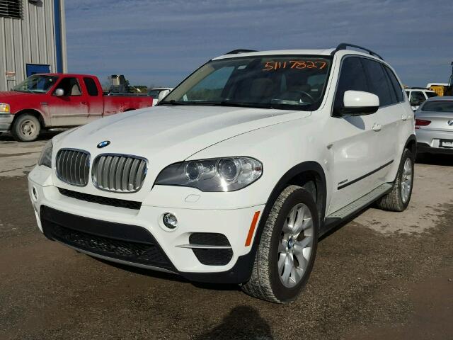 5UXZV4C54D0E01985 - 2013 BMW X5 XDRIVE3 أبيض صورة 2