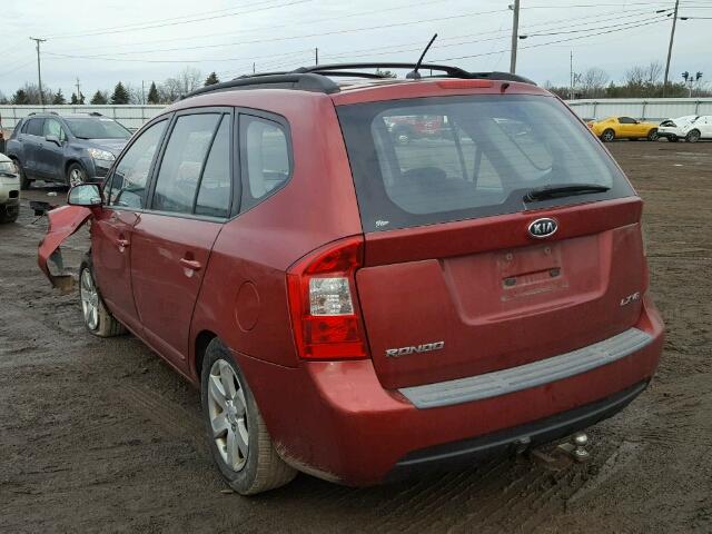 KNAFG526887206705 - 2008 KIA RONDO LX RED photo 3