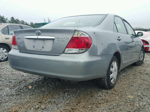 JTDBE30K553034731 - 2005 TOYOTA CAMRY LE GRAY photo 4