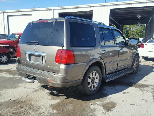 5LMFU28R33LJ38639 - 2003 LINCOLN NAVIGATOR BROWN photo 4