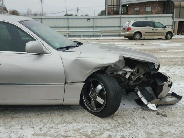 1LNHM82W36Y616014 - 2006 LINCOLN TOWN CAR S SILVER photo 9