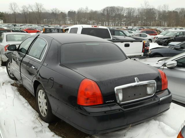 1LNHM82W37Y616712 - 2007 LINCOLN TOWN CAR S BLACK photo 3