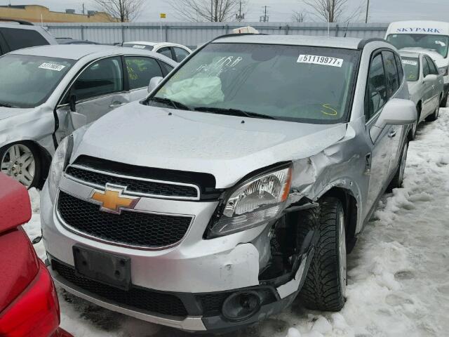 KL77P3EM4CK575540 - 2012 CHEVROLET ORLANDO LT SILVER photo 2