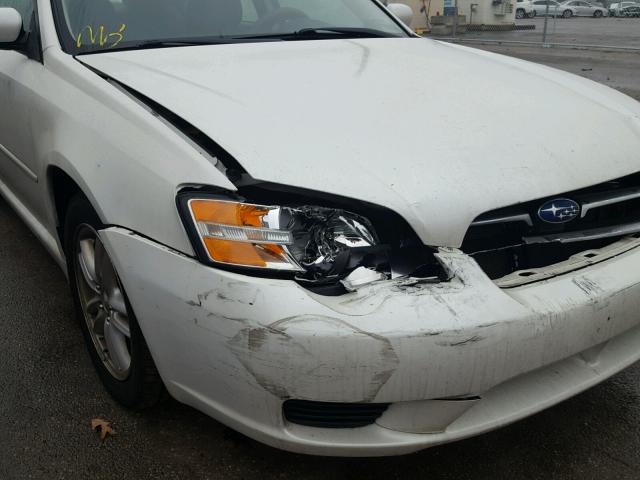 4S3BL616957200895 - 2005 SUBARU LEGACY 2.5 WHITE photo 9