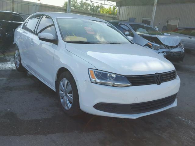 3VWD17AJ0EM242741 - 2014 VOLKSWAGEN JETTA SE WHITE photo 1