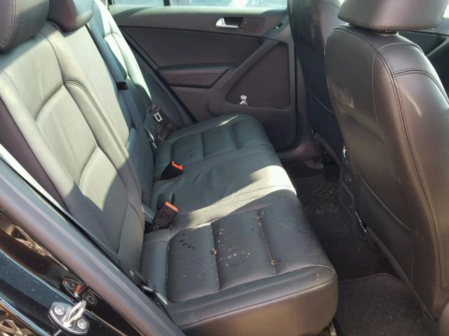WVGUV7AXXHW504714 - 2017 VOLKSWAGEN TIGUAN SPO BLACK photo 6