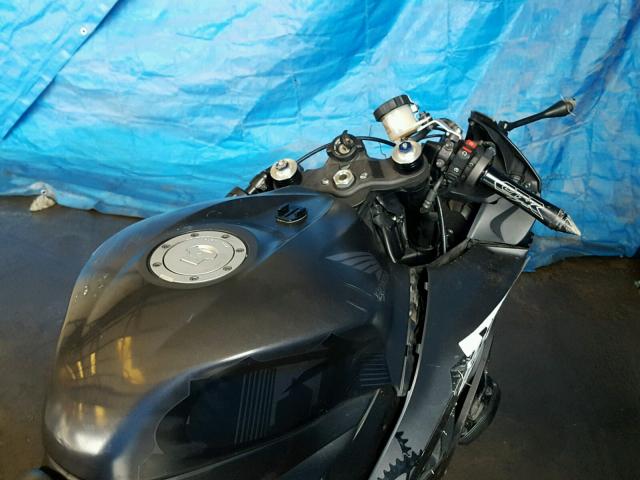 JH2PC40458M103023 - 2008 HONDA CBR600 RR GRAY photo 5