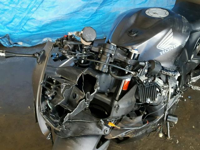 JH2PC40458M103023 - 2008 HONDA CBR600 RR GRAY photo 9