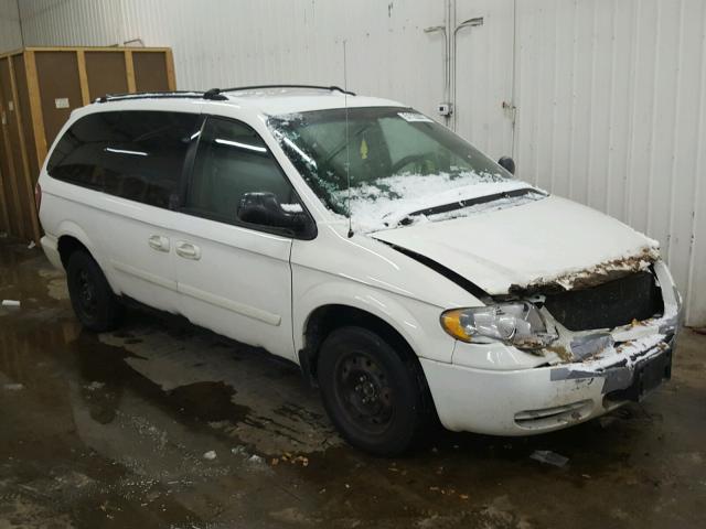 2C4GP44R04R616643 - 2004 CHRYSLER TOWN & COU WHITE photo 1