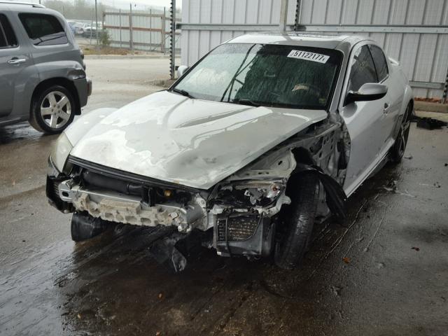 JM1FE173940101223 - 2004 MAZDA RX8 Silber Foto 2