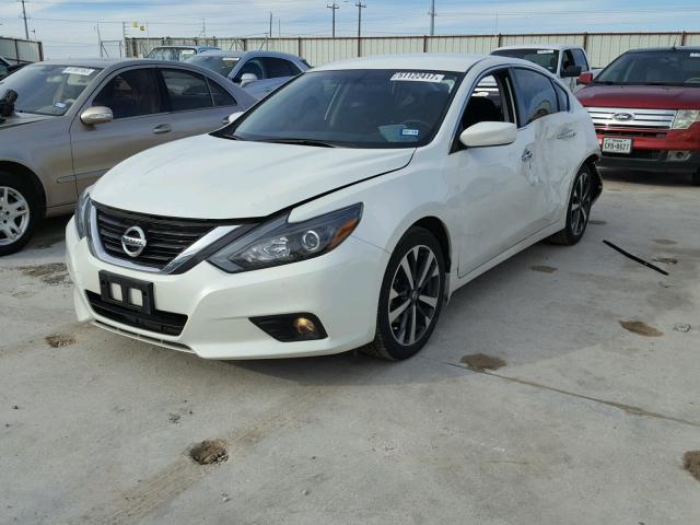 1N4AL3AP8GC183266 - 2016 NISSAN ALTIMA 2.5 WHITE photo 2