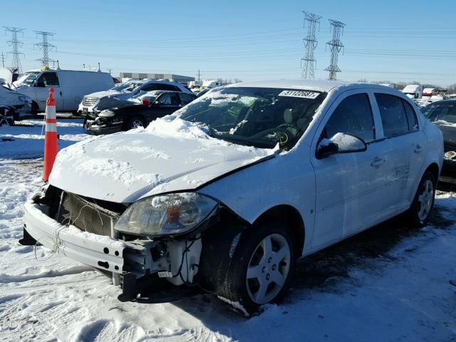 1G1AL58F287154822 - 2008 CHEVROLET COBALT LT WHITE photo 2