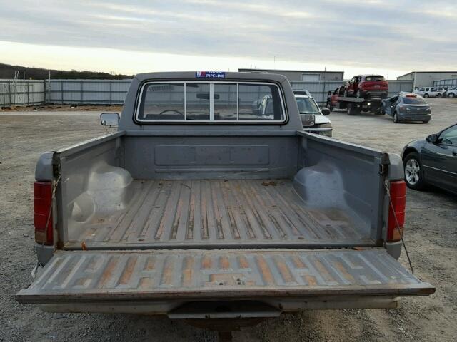 1FTDF15YXGNA10973 - 1986 FORD F150 GRAY photo 6