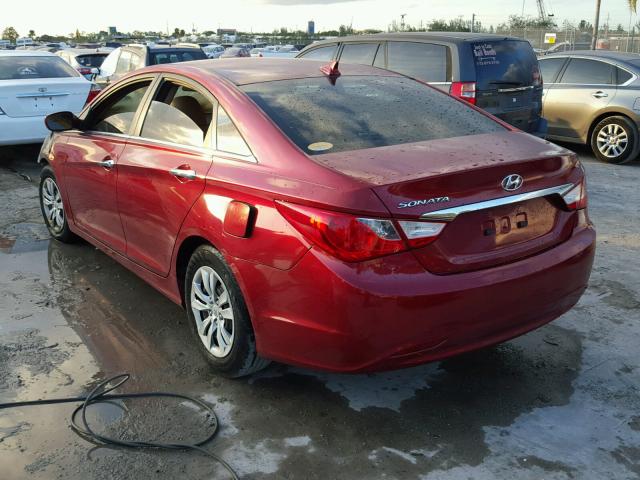 5NPEB4AC3BH069707 - 2011 HYUNDAI SONATA GLS RED photo 3