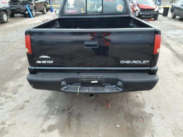 1GCCS14X738192916 - 2003 CHEVROLET S TRUCK S1 BLACK photo 6