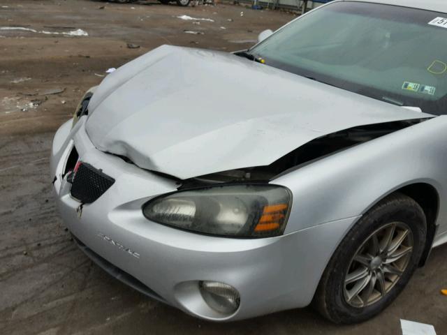 2G2WP522X51330956 - 2005 PONTIAC GRAND PRIX 银色 照片 9