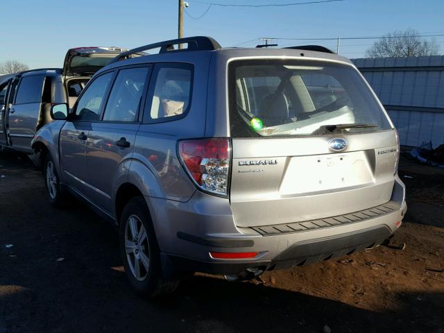 JF2SHABC2BH706486 - 2011 SUBARU FORESTER 2 SILVER photo 3