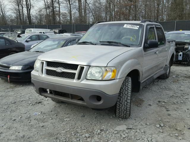 1FMZU77K14UA78132 - 2004 FORD EXPLORER S SILVER photo 2