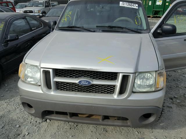 1FMZU77K14UA78132 - 2004 FORD EXPLORER S SILVER photo 7