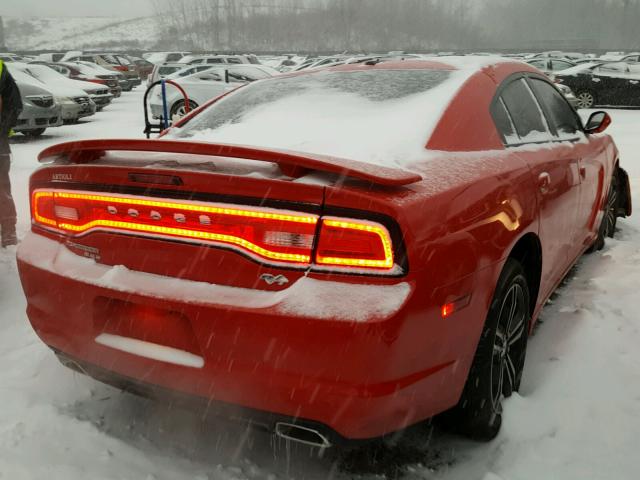 2C3CDXDTXEH351682 - 2014 DODGE CHARGER R/ RED photo 4