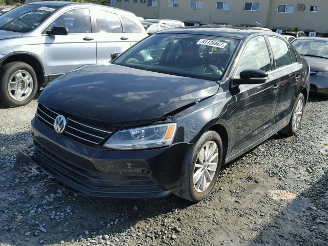 3VWD07AJ4FM286715 - 2015 VOLKSWAGEN JETTA SE BLACK photo 2