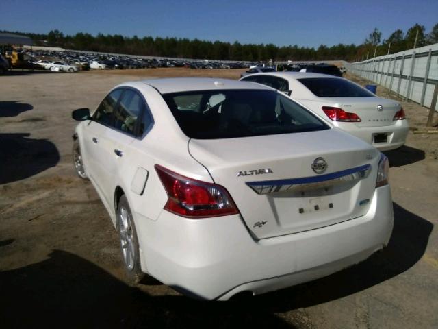 1N4AL3AP1DC910663 - 2013 NISSAN ALTIMA 2.5 WHITE photo 3